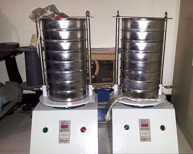 能用到醫(yī)藥上的振動(dòng)篩有哪幾種，價(jià)格是多少？