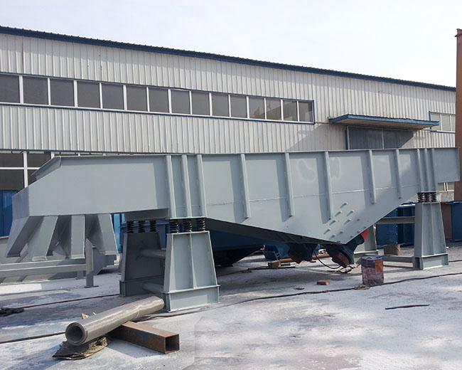 新鄉(xiāng)生產(chǎn)標(biāo)準(zhǔn)振動(dòng)篩哪家好，價(jià)格優(yōu)惠!