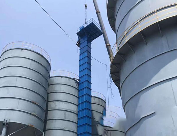 不銹鋼斗式提升機(jī)按照物料特點專業(yè)定制