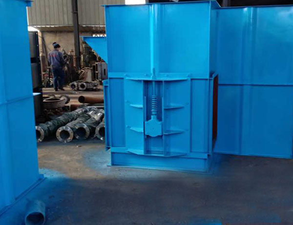 斗式提升機怎么調整張緊裝置控制跑偏