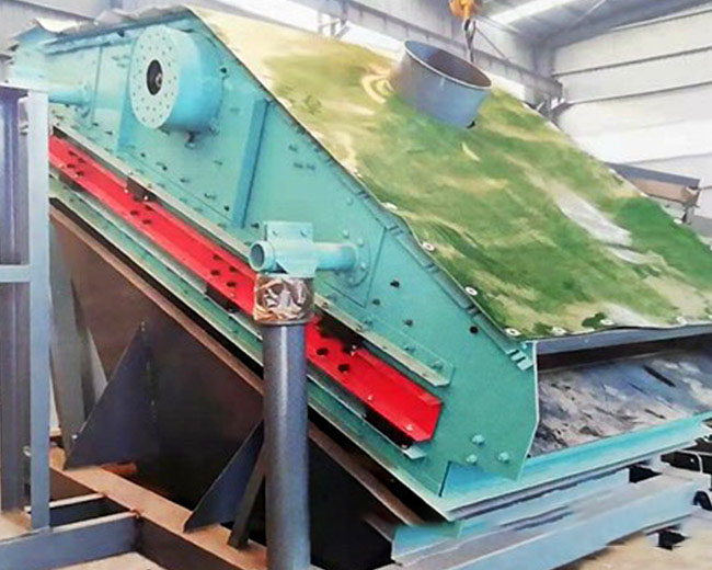 水分高，有粘附物料使用使用弛張振動(dòng)篩