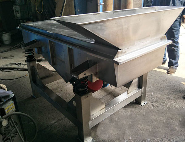 化工振動(dòng)篩生產(chǎn)廠家哪家好？設(shè)備多少錢？