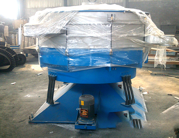 一個小時3噸左右圓盤搖擺篩篩120目石英砂效果很好！