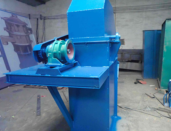 重慶提升機都是在哪個地區(qū)采購的，新鄉(xiāng)嗎？