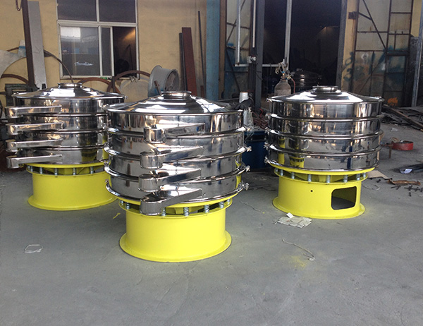 單雙層振動篩一般選用不銹鋼圓盤式篩分機(jī)