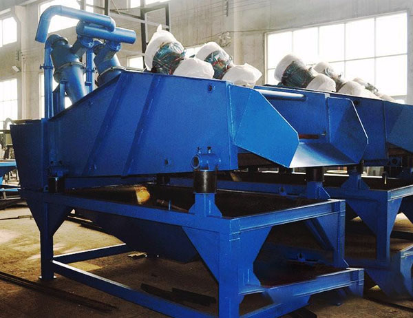 篩沙機(jī)洗砂機(jī)是聯(lián)合使用的設(shè)備，可以做成一個(gè)整體