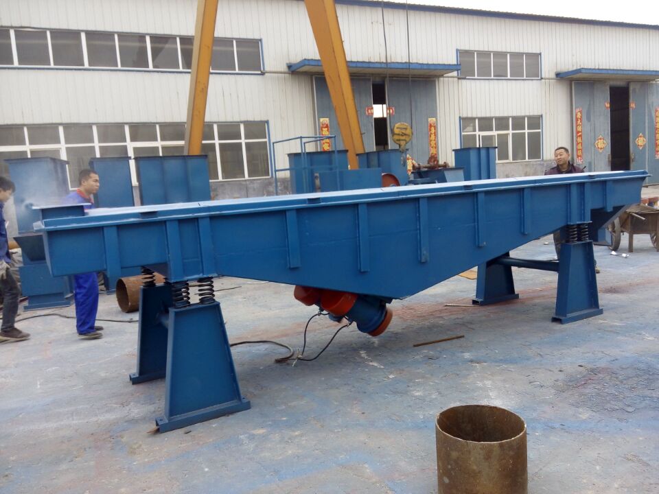 哪個(gè)廠家生產(chǎn)的多層直線篩價(jià)格便 ？