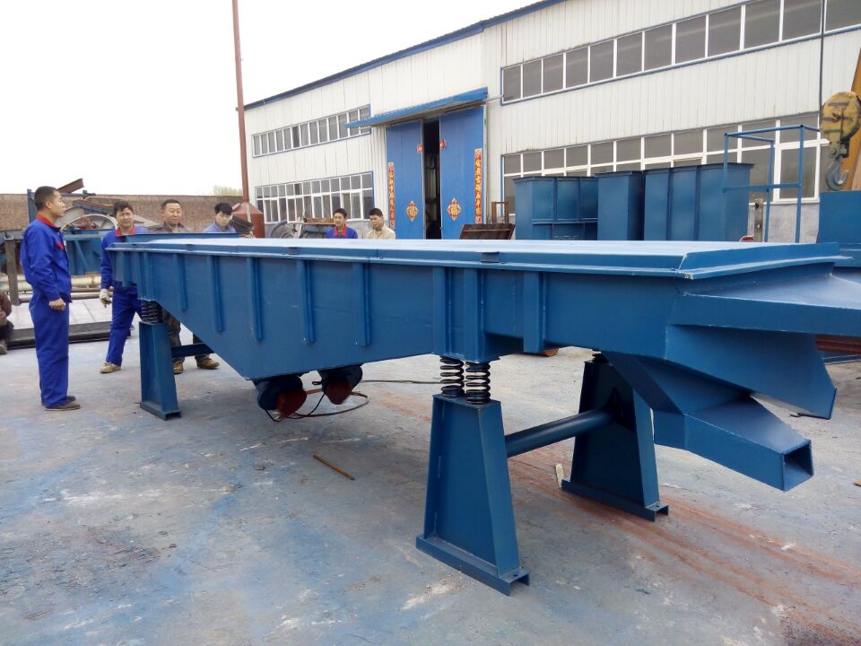 鈣粉、滑石粉長(zhǎng)方形直線振動(dòng)篩效果好