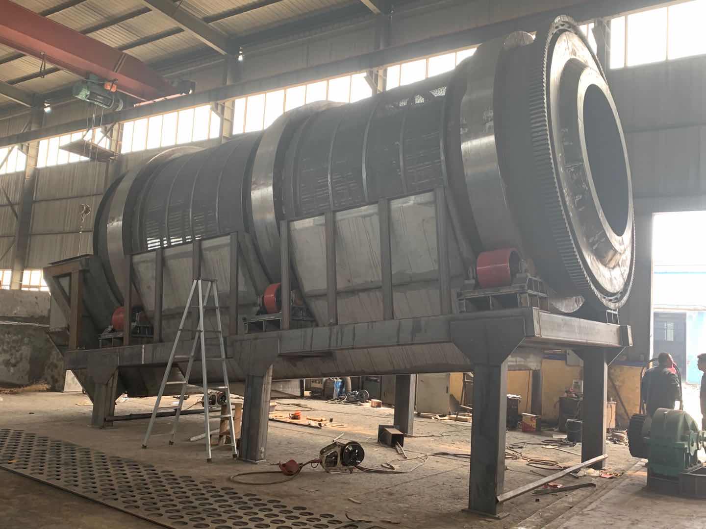 建筑垃圾、混凝土廢料專用滾筒篩分機(jī)介紹